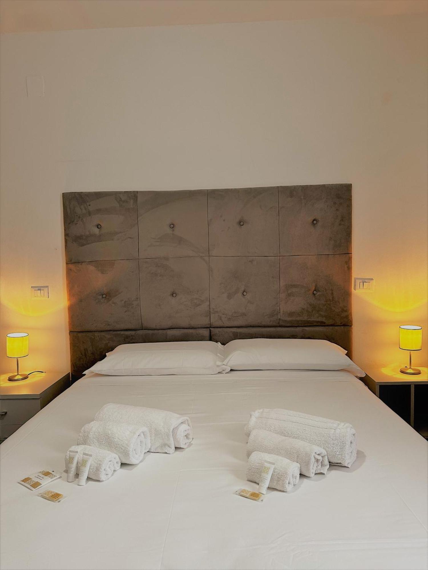 Hotel The Flash - Venturina Terme Zewnętrze zdjęcie