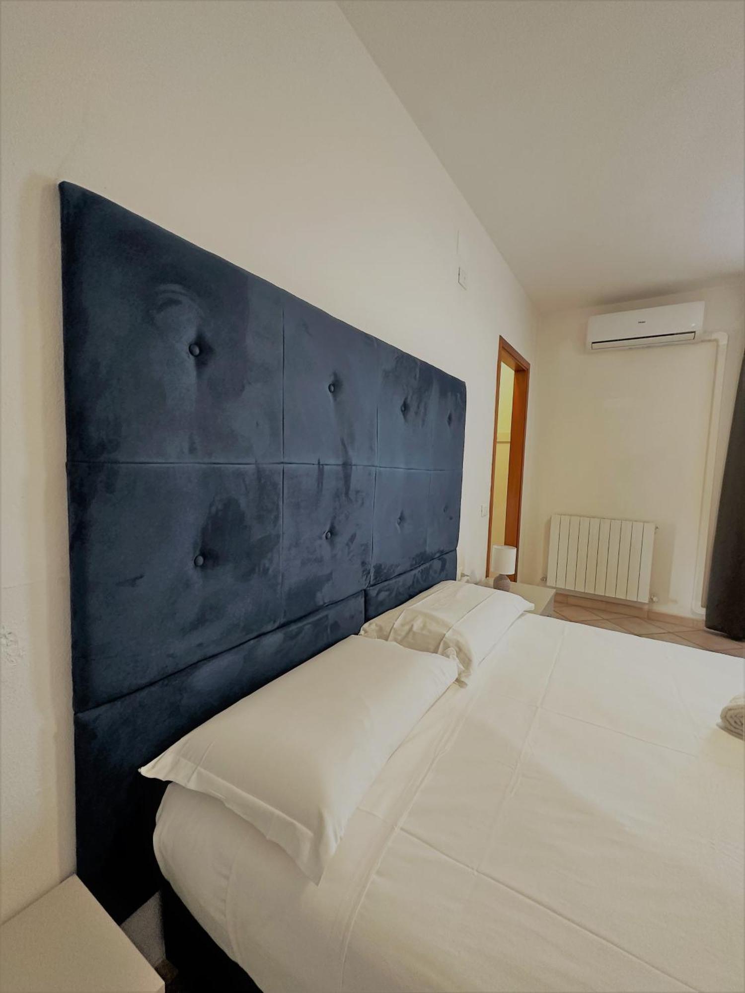 Hotel The Flash - Venturina Terme Zewnętrze zdjęcie
