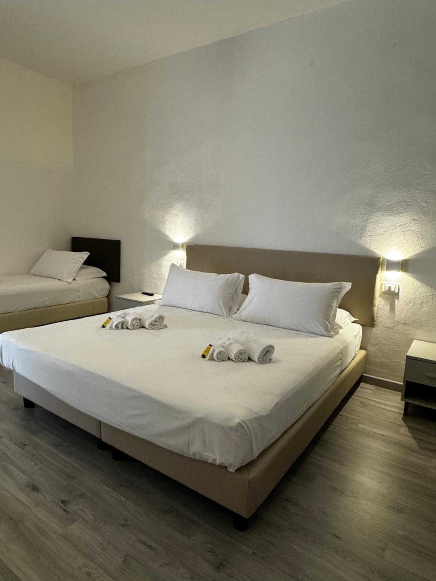 Hotel The Flash - Venturina Terme Zewnętrze zdjęcie